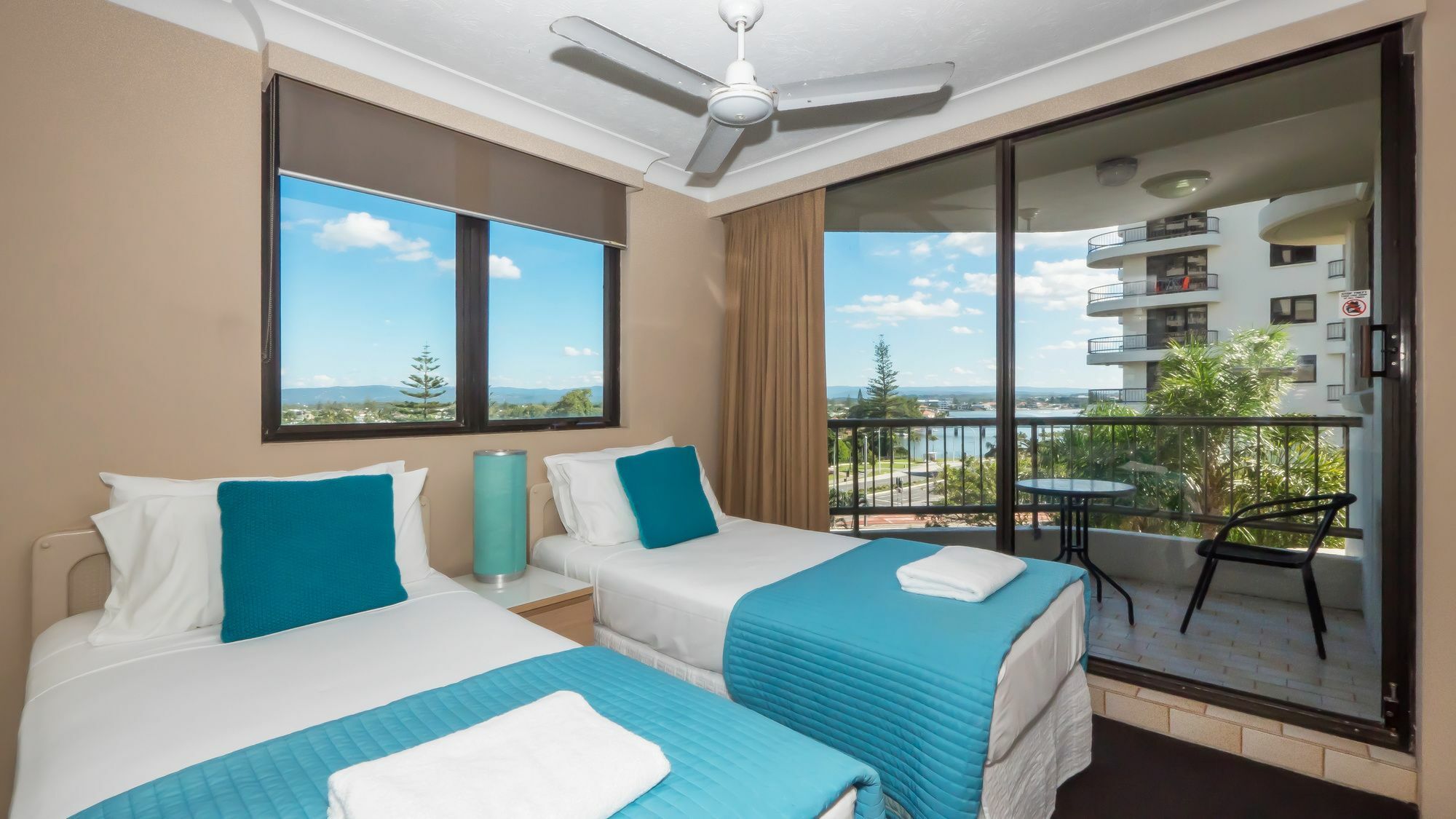 Aristocrat Apartments Gold Coast Exterior foto